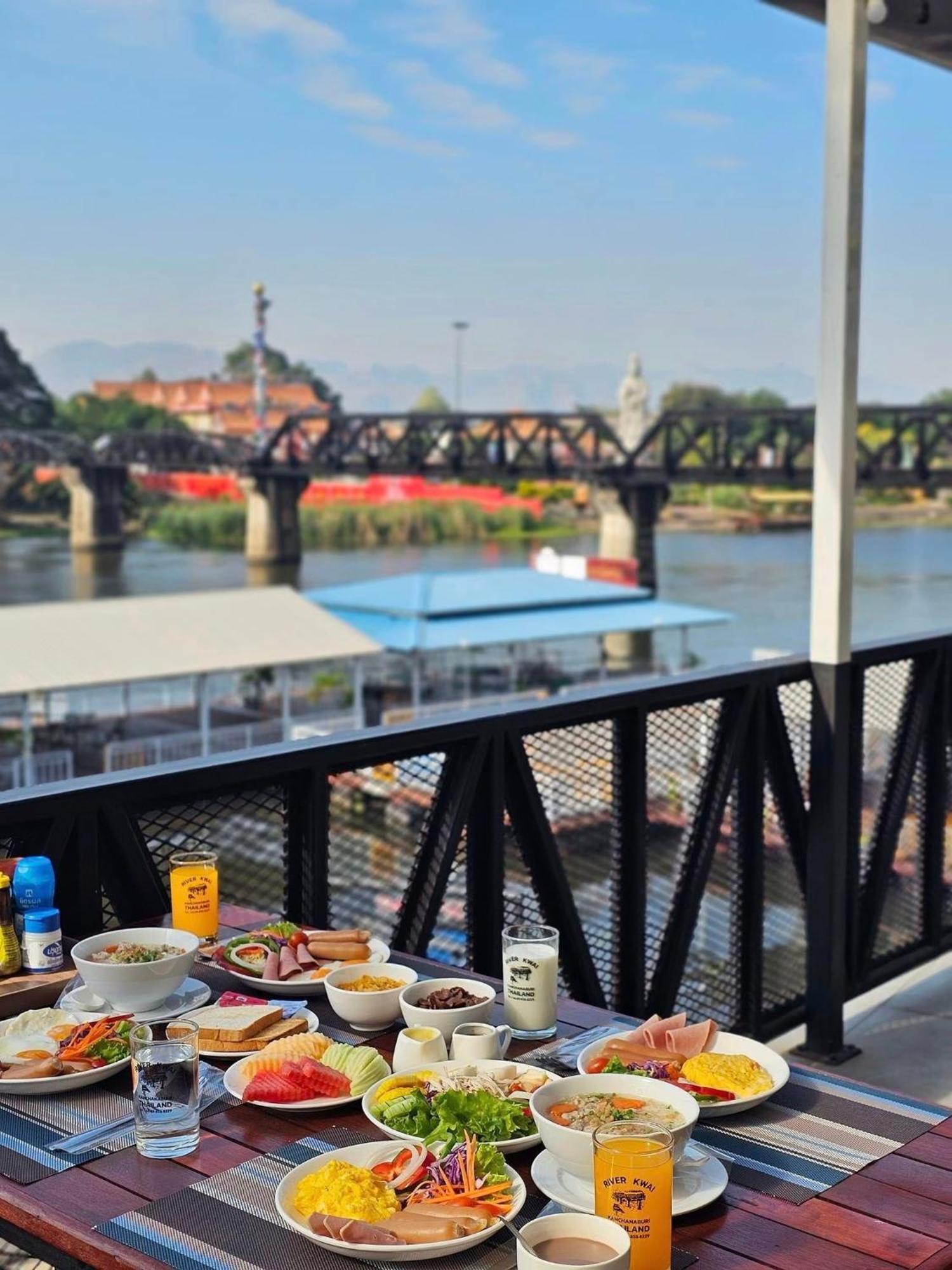 River Kwai View Hotel - Sha Extra Plus Certified Kanchanaburi Exterior foto